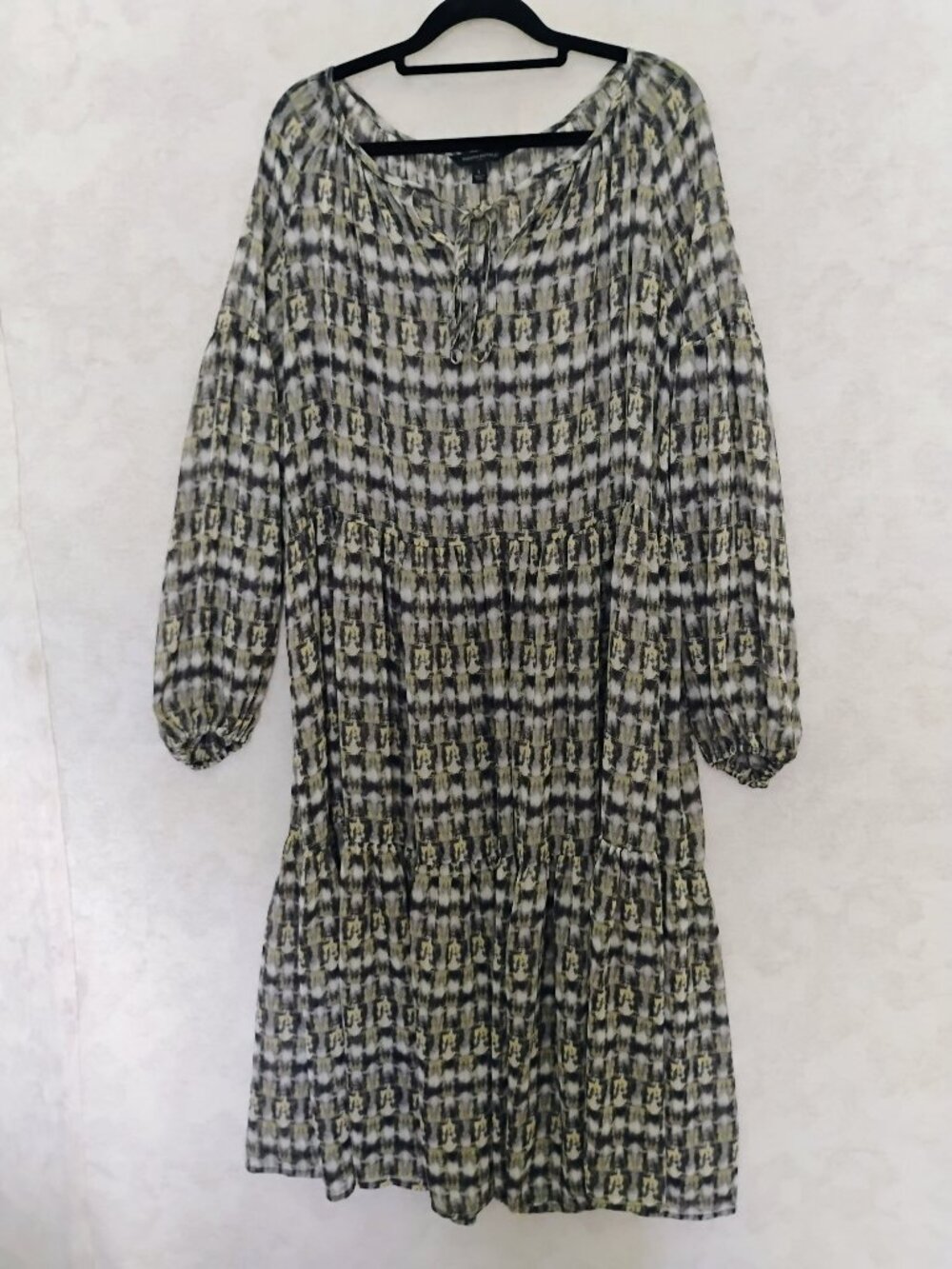 Banana Republic Printed Tie-Neck Tiered Midi Dress size Large